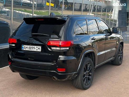 Jeep Grand Cherokee 2017 - фото 4