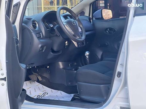 Nissan Versa 2017 - фото 13