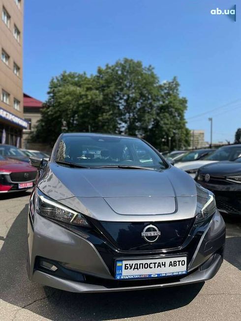 Nissan Leaf 2022 - фото 13