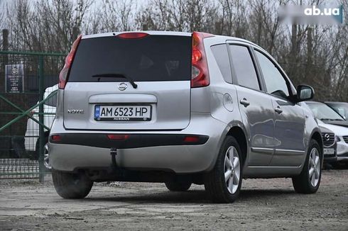 Nissan Note 2006 - фото 12