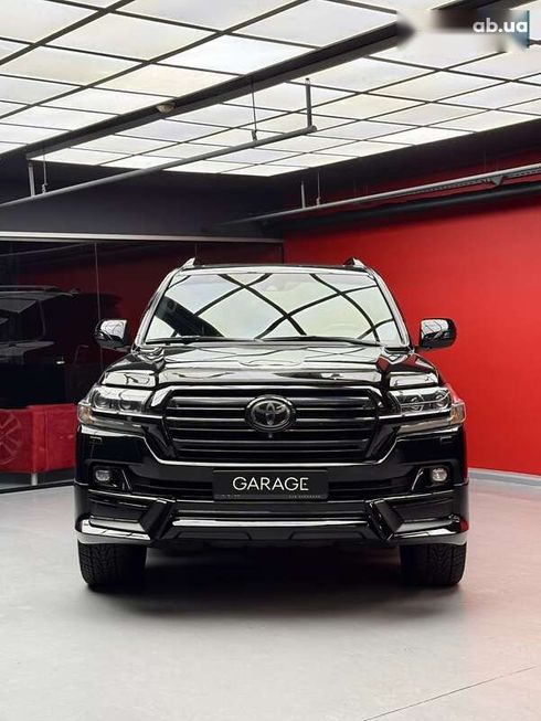 Toyota Land Cruiser 2018 - фото 3