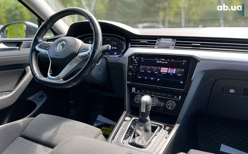 Volkswagen Passat 2020 - фото 11