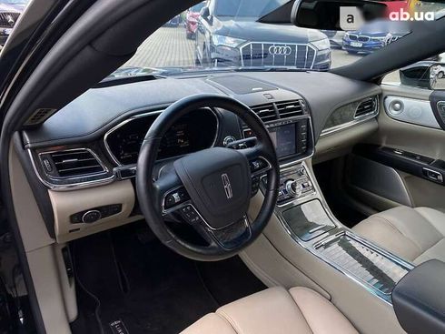 Lincoln Continental 2018 - фото 15
