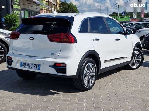 Kia Niro 2021 - фото 11