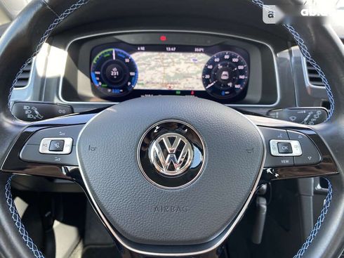 Volkswagen e-Golf 2020 - фото 27