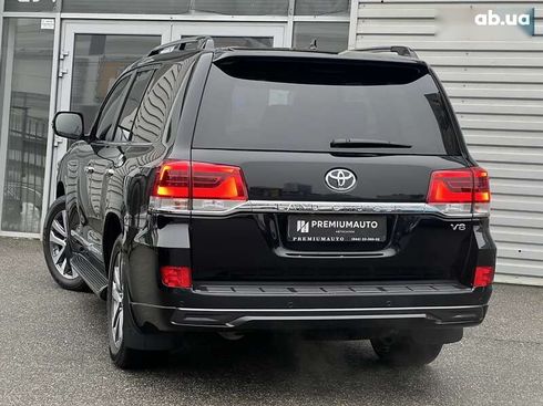 Toyota Land Cruiser 2016 - фото 8