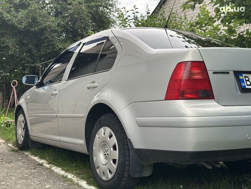 Volkswagen Bora 2000 серебристый - фото 7