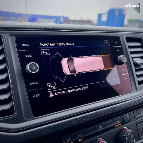 Volkswagen Crafter 2020 - фото 28