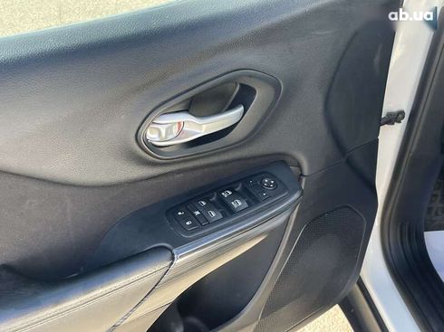Jeep Cherokee 2016 - фото 9