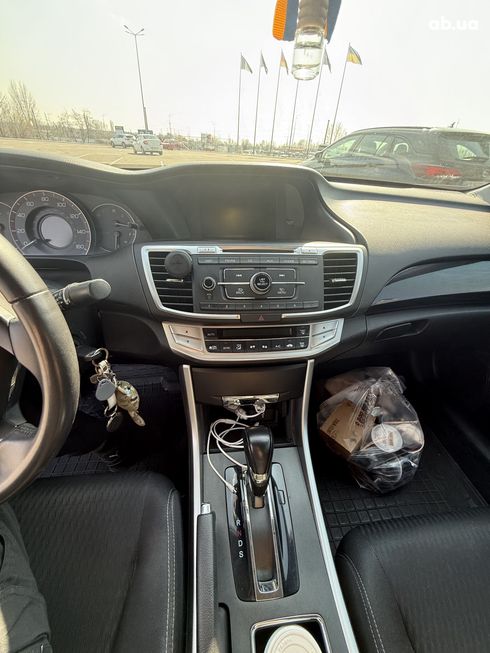 Honda Accord 2014 черный - фото 3
