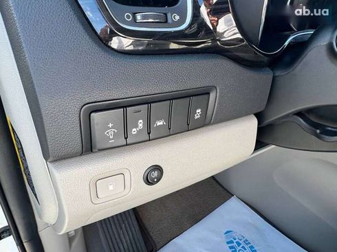 Kia Carnival 2019 - фото 6