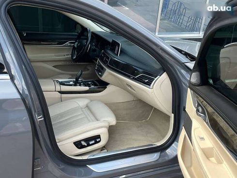 BMW 7 серия 2017 - фото 21