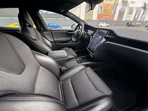 Tesla Model S 2018 - фото 12