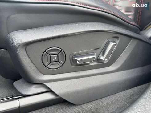 Audi RS Q8 2020 - фото 14