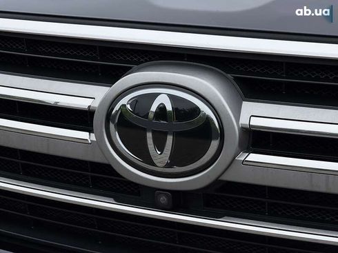 Toyota Land Cruiser 2019 - фото 19