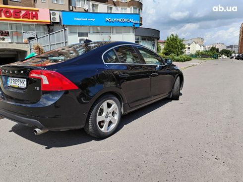 Volvo S60 2011 черный - фото 7