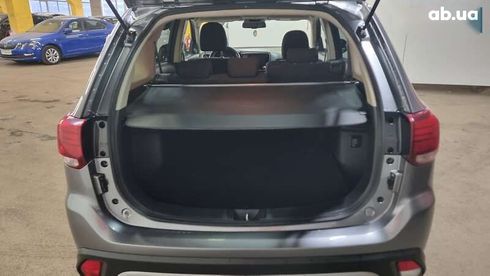 Mitsubishi Outlander 2021 - фото 14