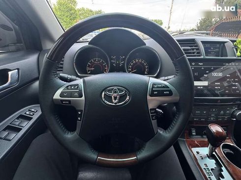 Toyota Highlander 2011 - фото 30