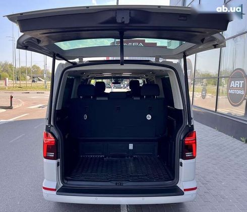 Volkswagen Multivan 2020 - фото 16
