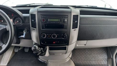 Volkswagen Crafter 2015 - фото 14