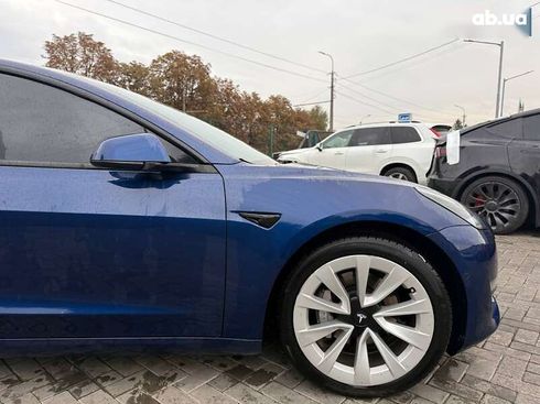 Tesla Model 3 2021 - фото 7