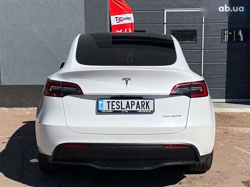 Tesla Model Y 2023 - фото 8