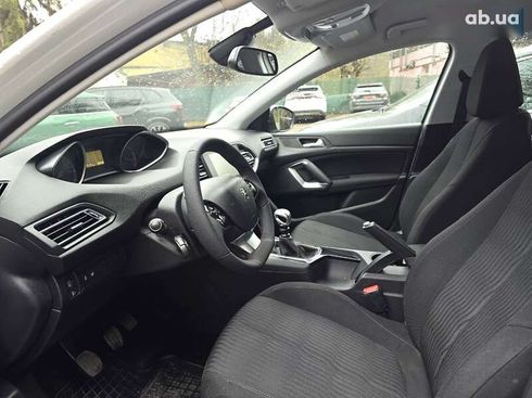 Peugeot 308 2015 - фото 10