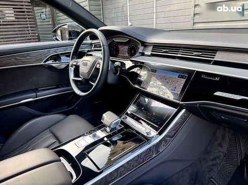 Audi A8 2021 - фото 26