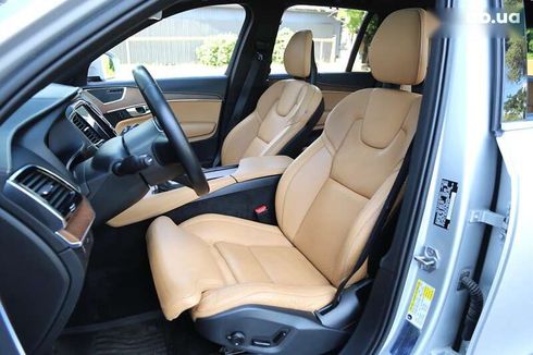 Volvo XC90 2017 - фото 8