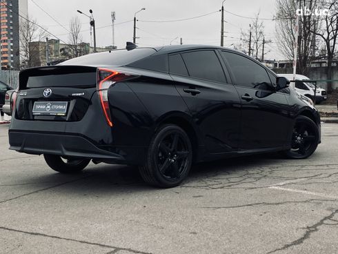 Toyota Prius 2016 черный - фото 5