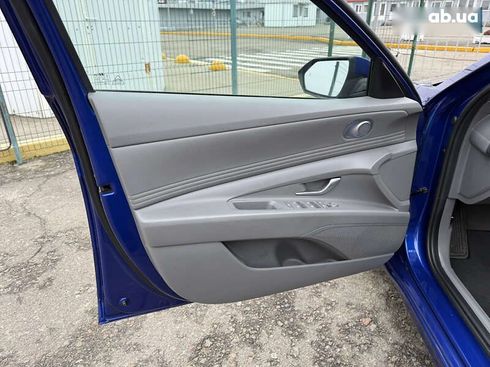 Hyundai Elantra 2023 - фото 14