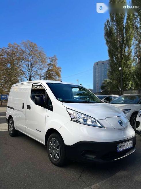 Nissan e-NV200 2020 - фото 4