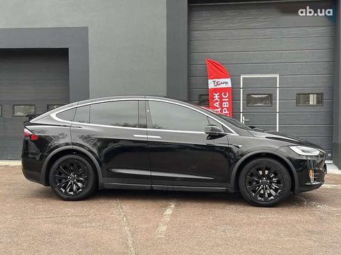 Tesla Model X 2019 - фото 9