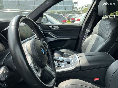 BMW X7 2022 - фото 25