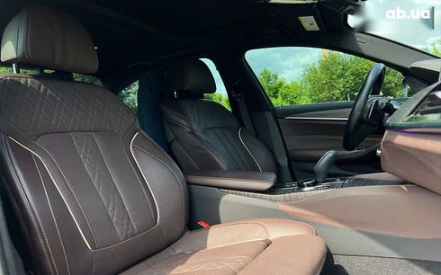 BMW 5 серия 2018 - фото 9