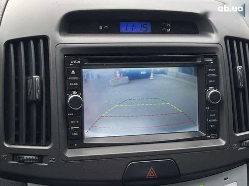 Hyundai Elantra 2011 - фото 18