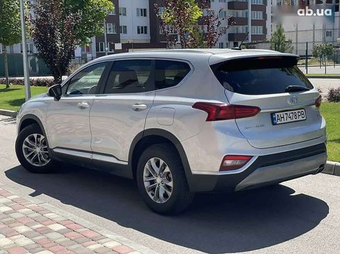Hyundai Santa Fe 2019 - фото 6