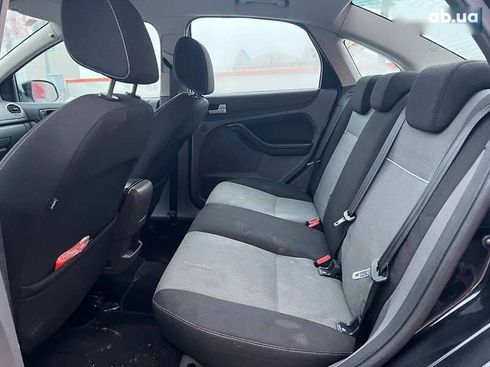 Ford Focus 2010 - фото 12