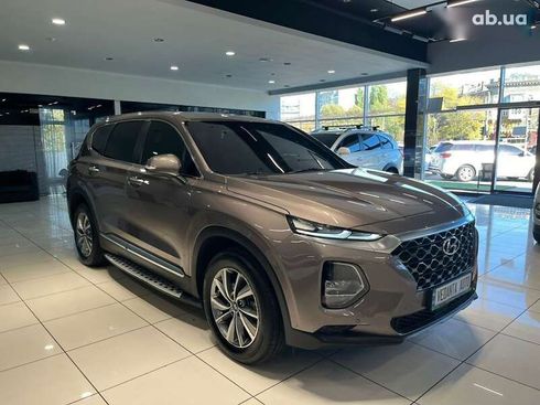 Hyundai Santa Fe 2019 - фото 3