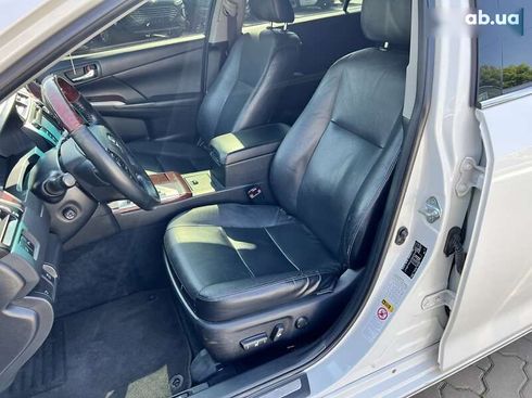 Toyota Camry 2013 - фото 14