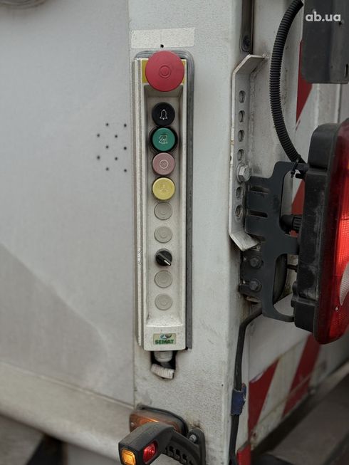 Renault Premium 2011 белый - фото 8