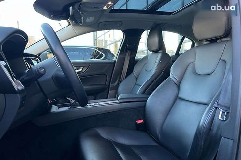 Volvo S60 2020 - фото 11
