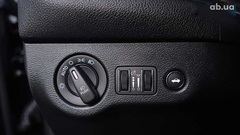 Dodge Challenger 2017 - фото 24