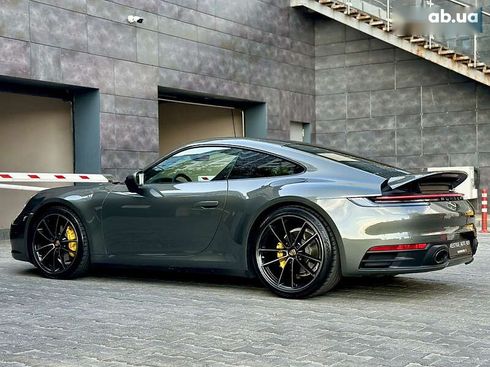 Porsche 911 2021 - фото 22