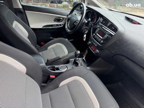 Kia Cee'd 2018 белый - фото 19