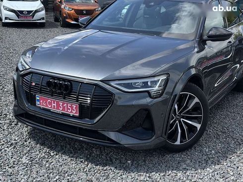 Audi e-tron S 2021 - фото 4