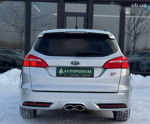 Ford Focus 2018 - фото 7