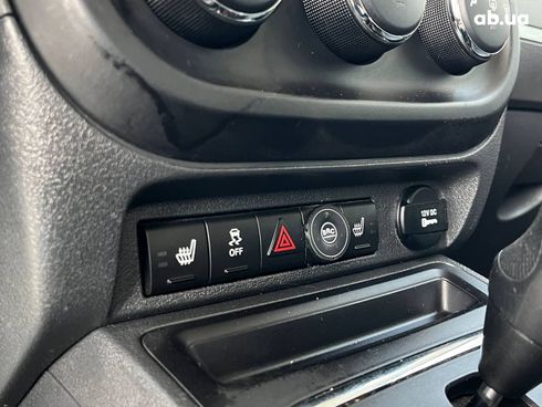 Jeep Patriot 2014 белый - фото 42