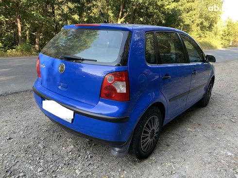 Volkswagen Polo 2005 голубой - фото 7