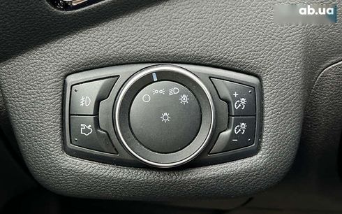Ford Escape 2016 - фото 16